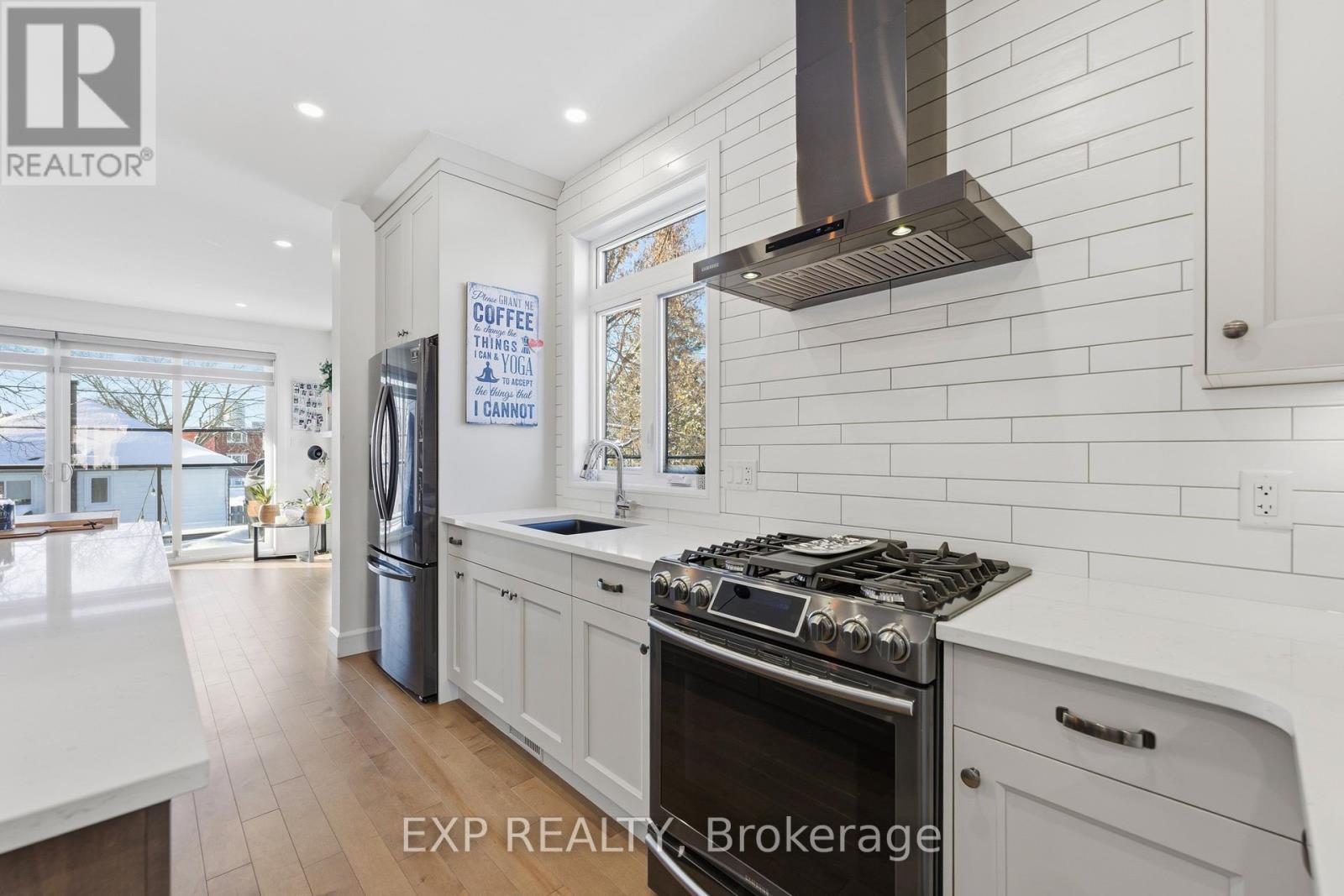 158 MARIER AVENUE - 7