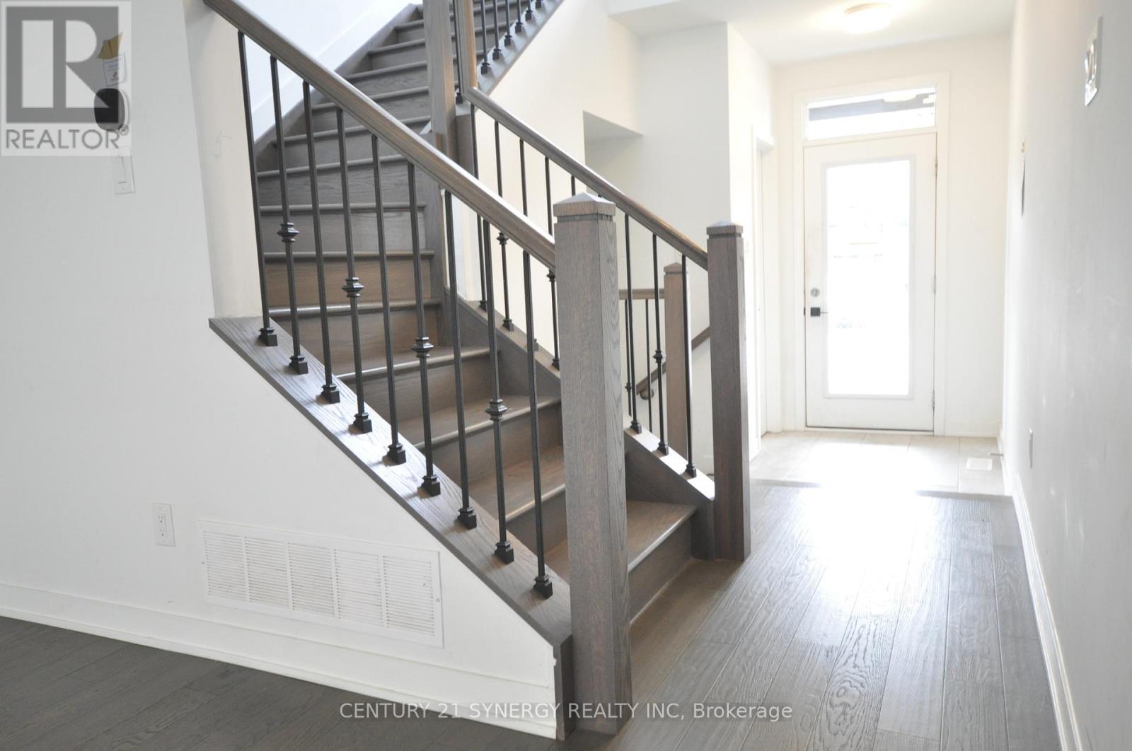 284 ORMISTON CRESCENT - 12