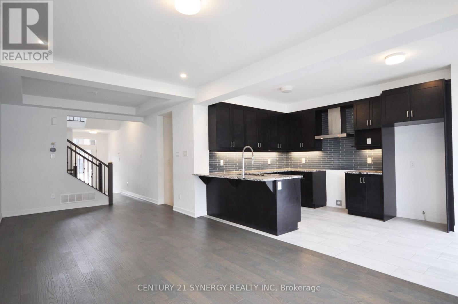 284 ORMISTON CRESCENT - 5