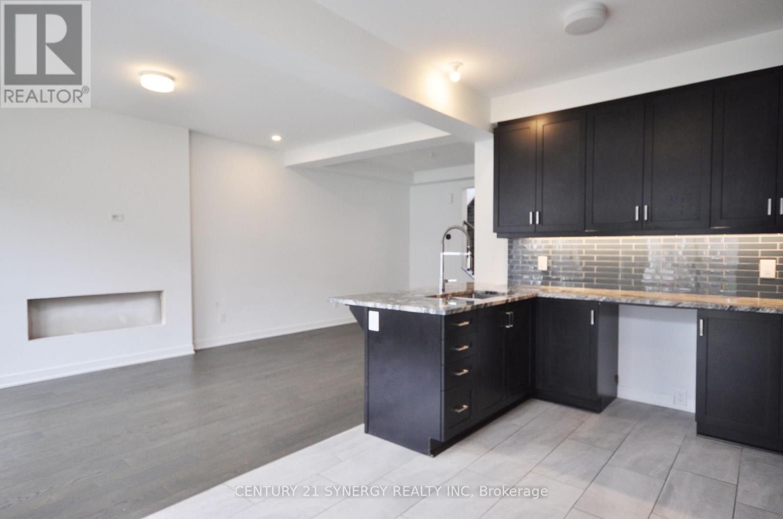 284 ORMISTON CRESCENT - 8