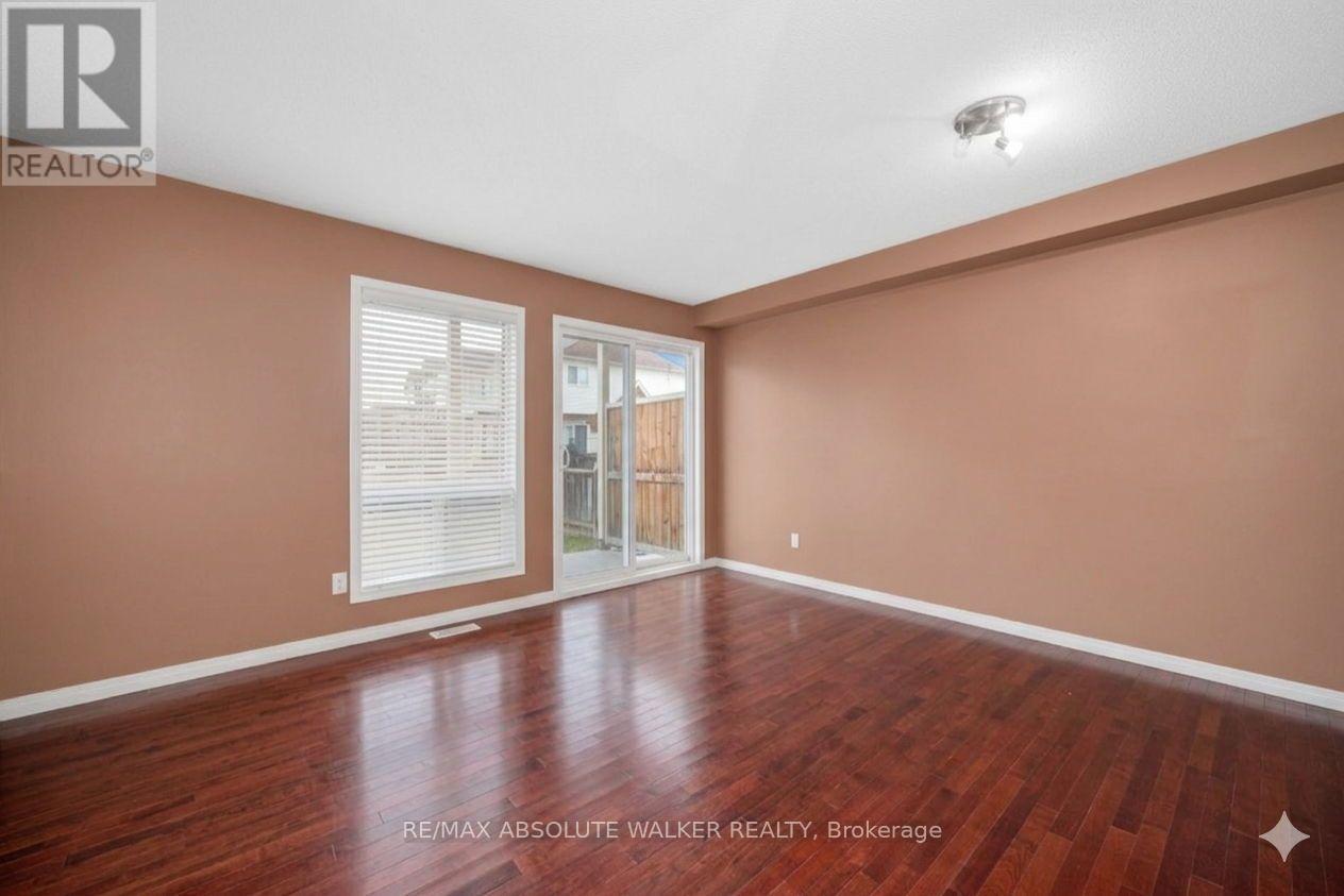 #8 299 AQUAVIEW DRIVE - 12