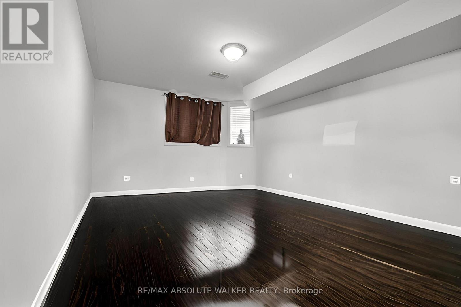 #8 299 AQUAVIEW DRIVE - 18