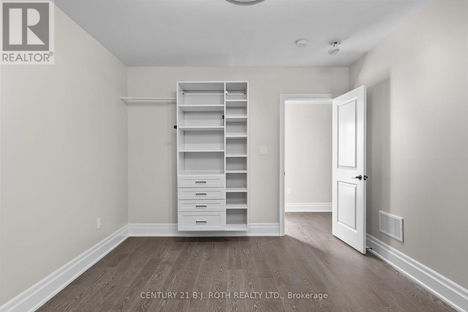 3 CAMERON STREET - 34