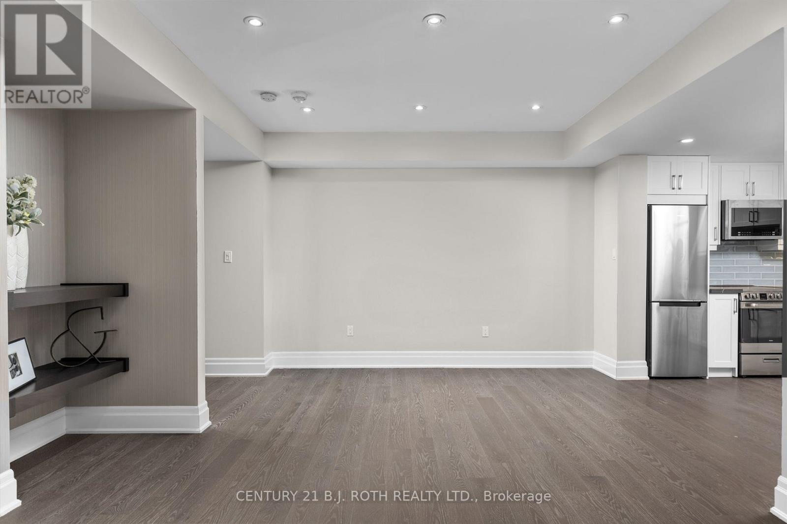 3 CAMERON STREET - 32