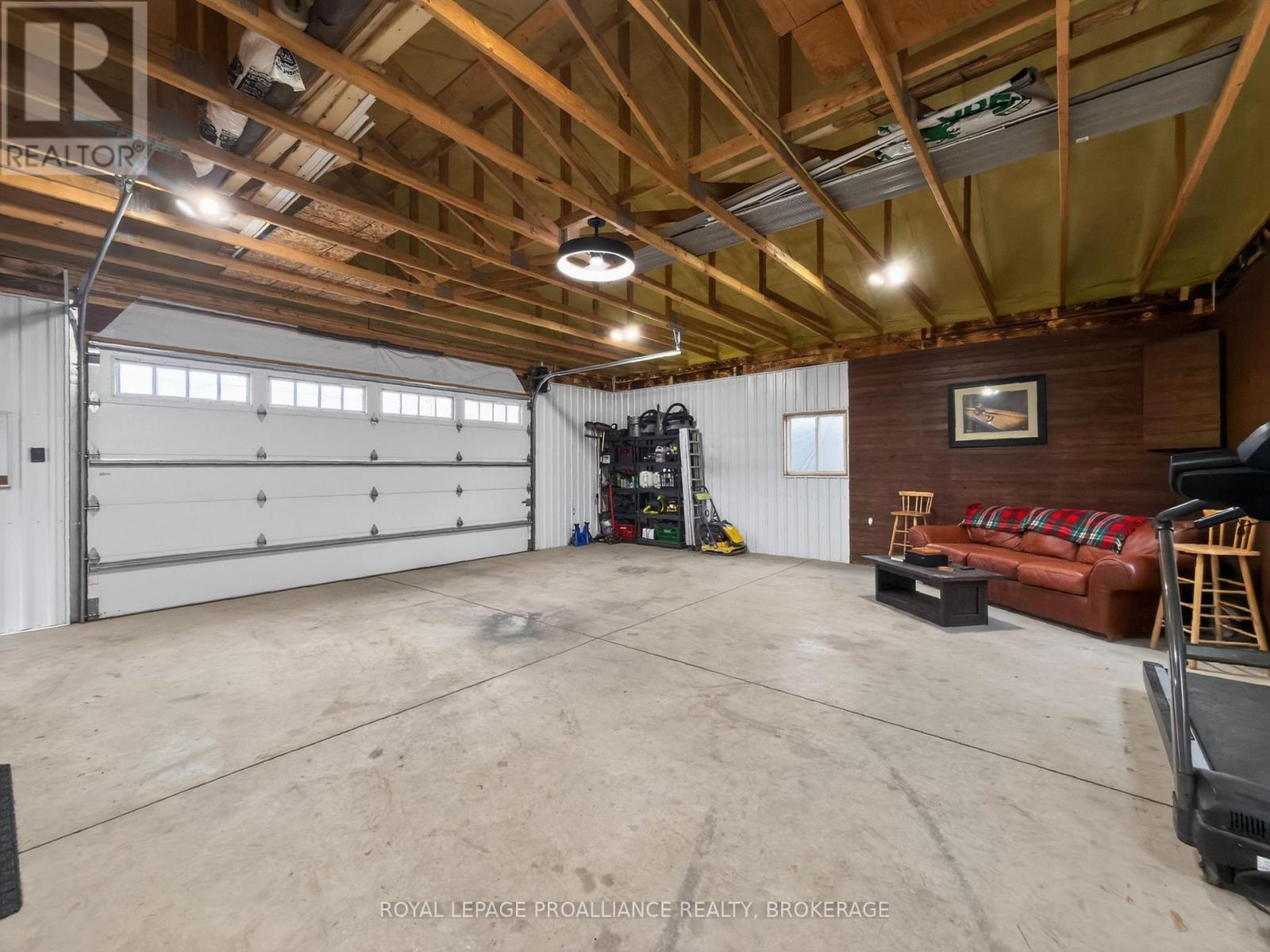 2880 RAILTON ROAD - 35