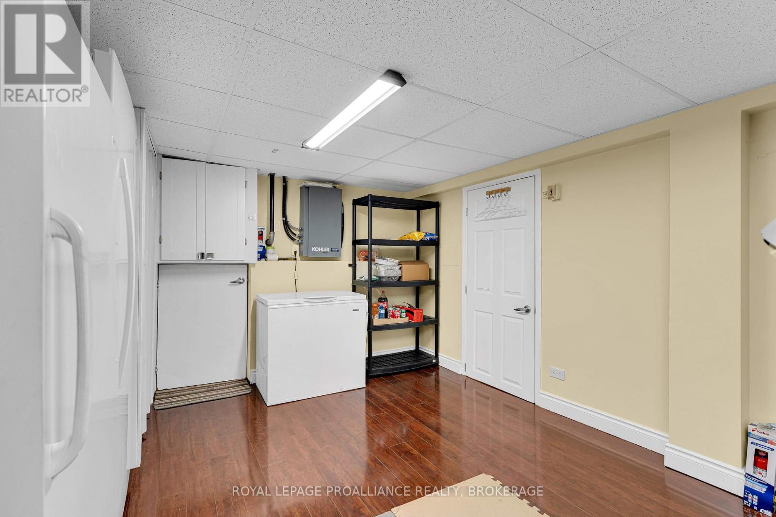 1445 ALEY STREET - 35