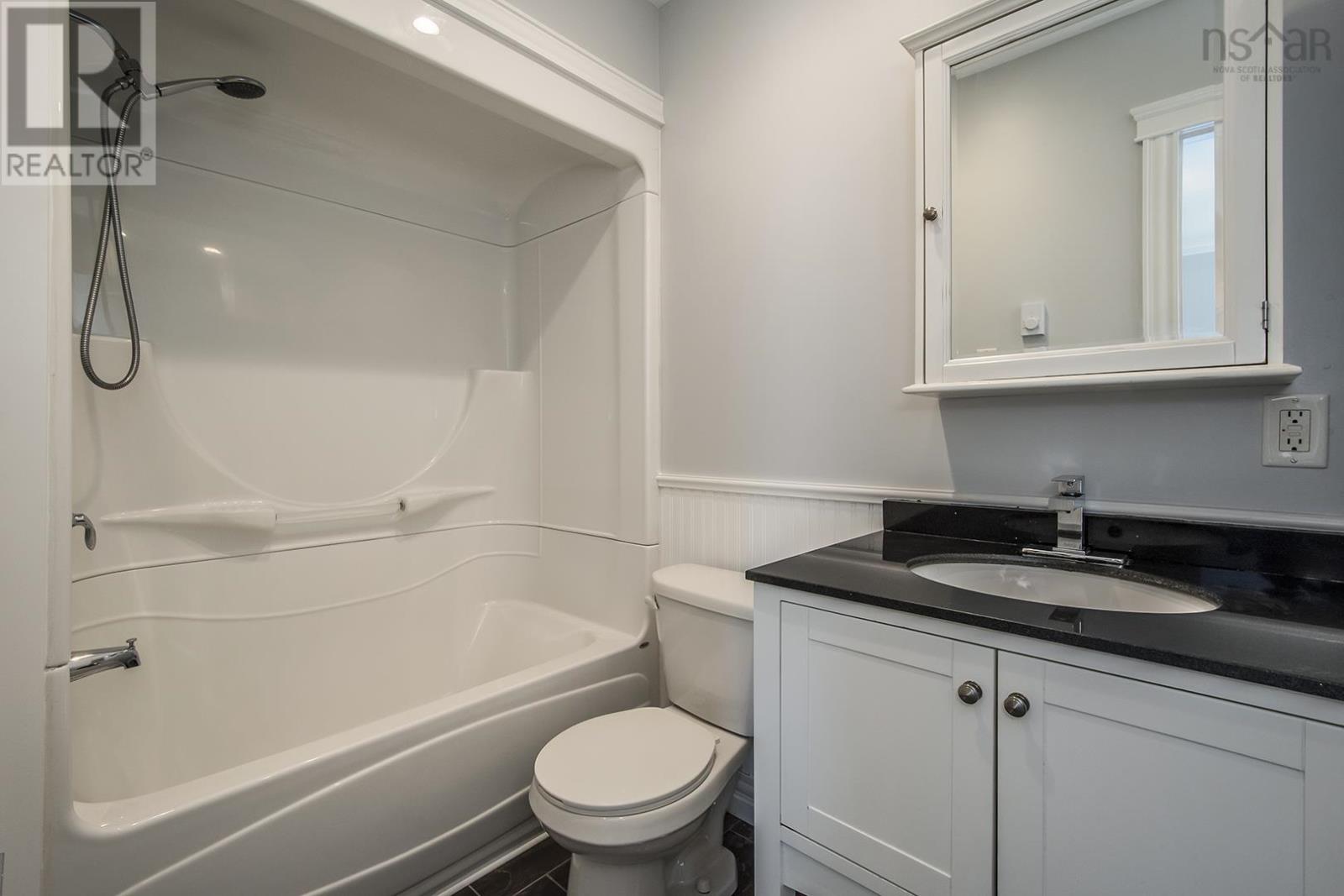 Property 10 of 33 of 79 Rose Street Street