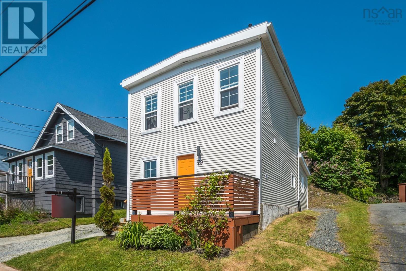 Property 2 of 33 of 79 Rose Street Street