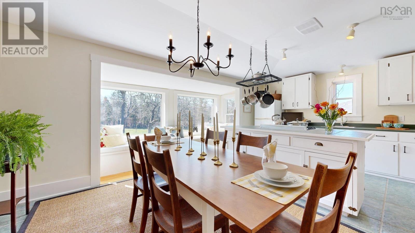 Property 17 of 50 of 3092 Highway 1