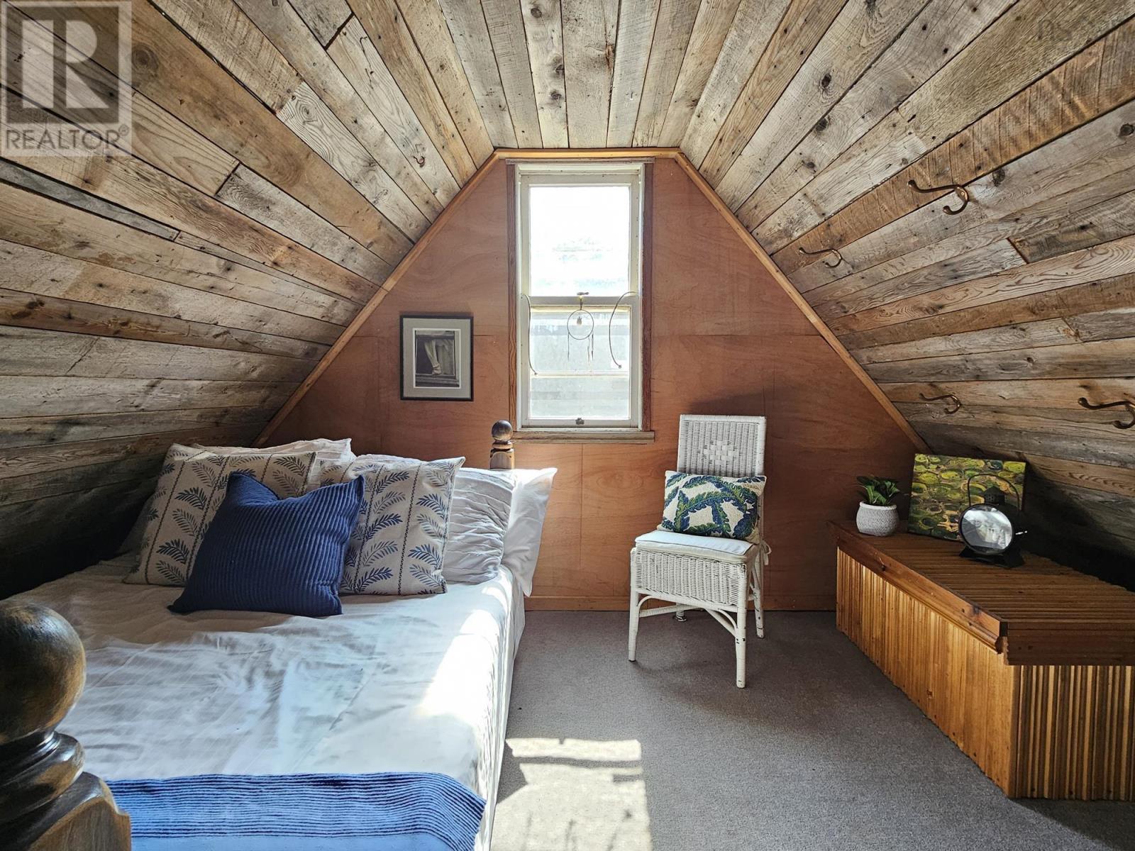 Property 37 of 50 of 3092 Highway 1