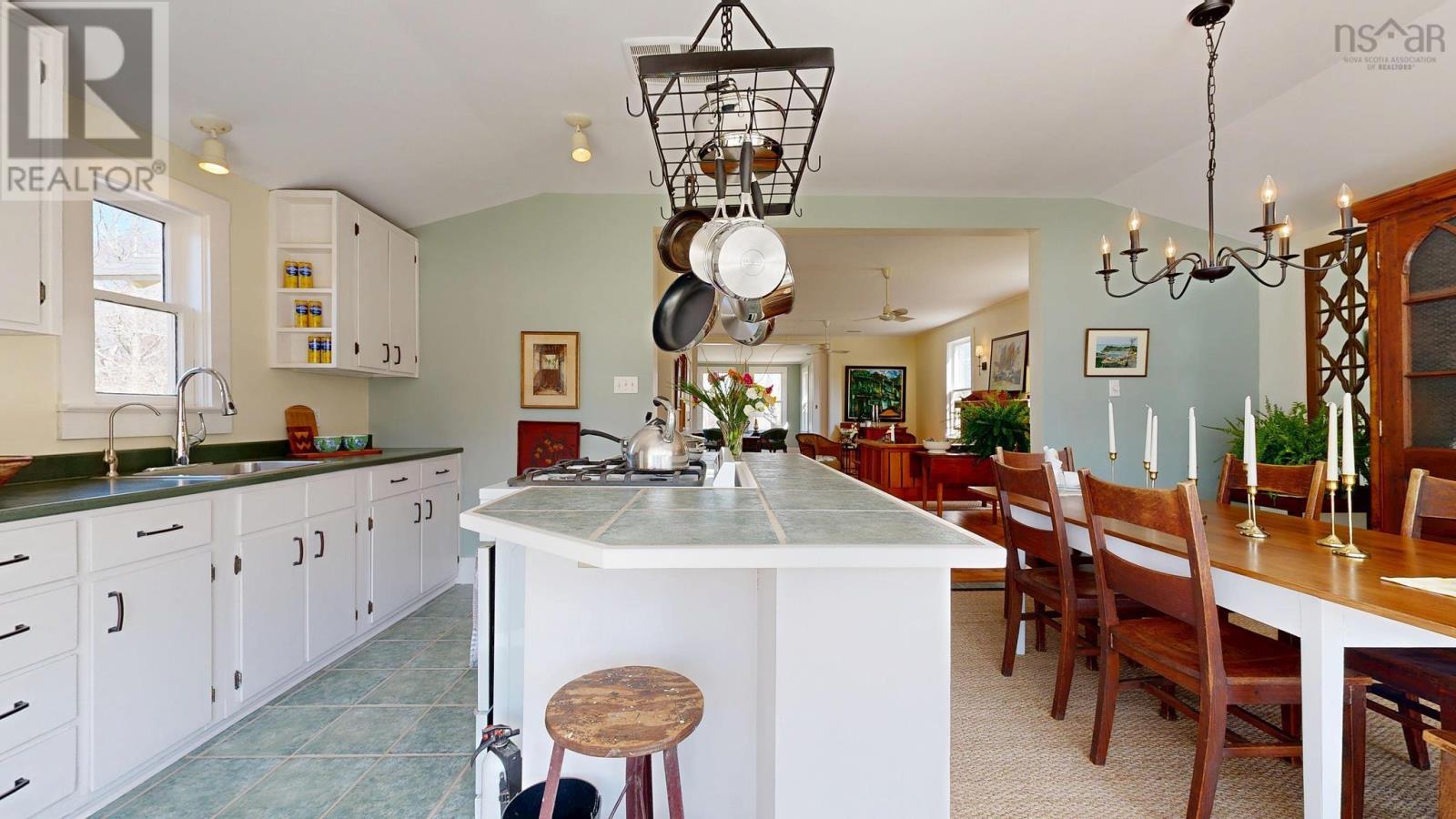 Property 20 of 50 of 3092 Highway 1