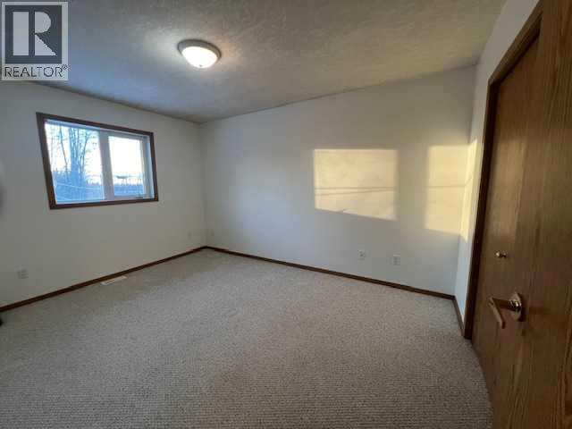 7A & 7B Pembina Road - 8