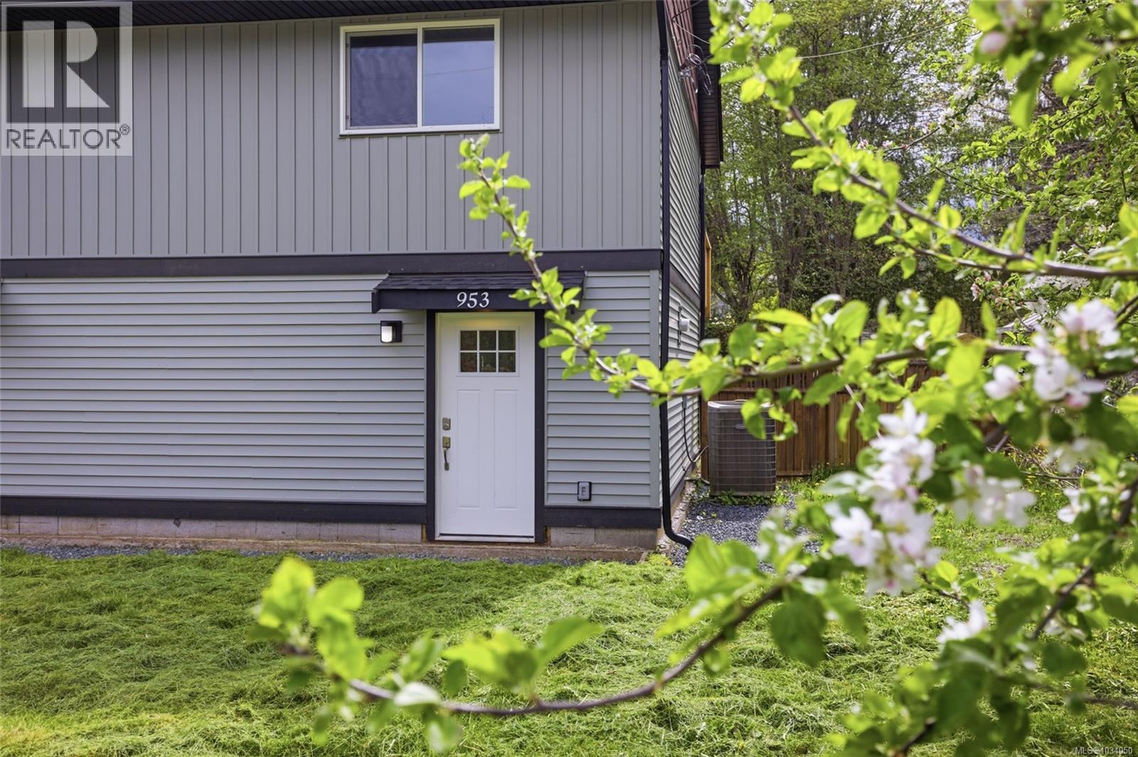 953 Poplar Way - 40