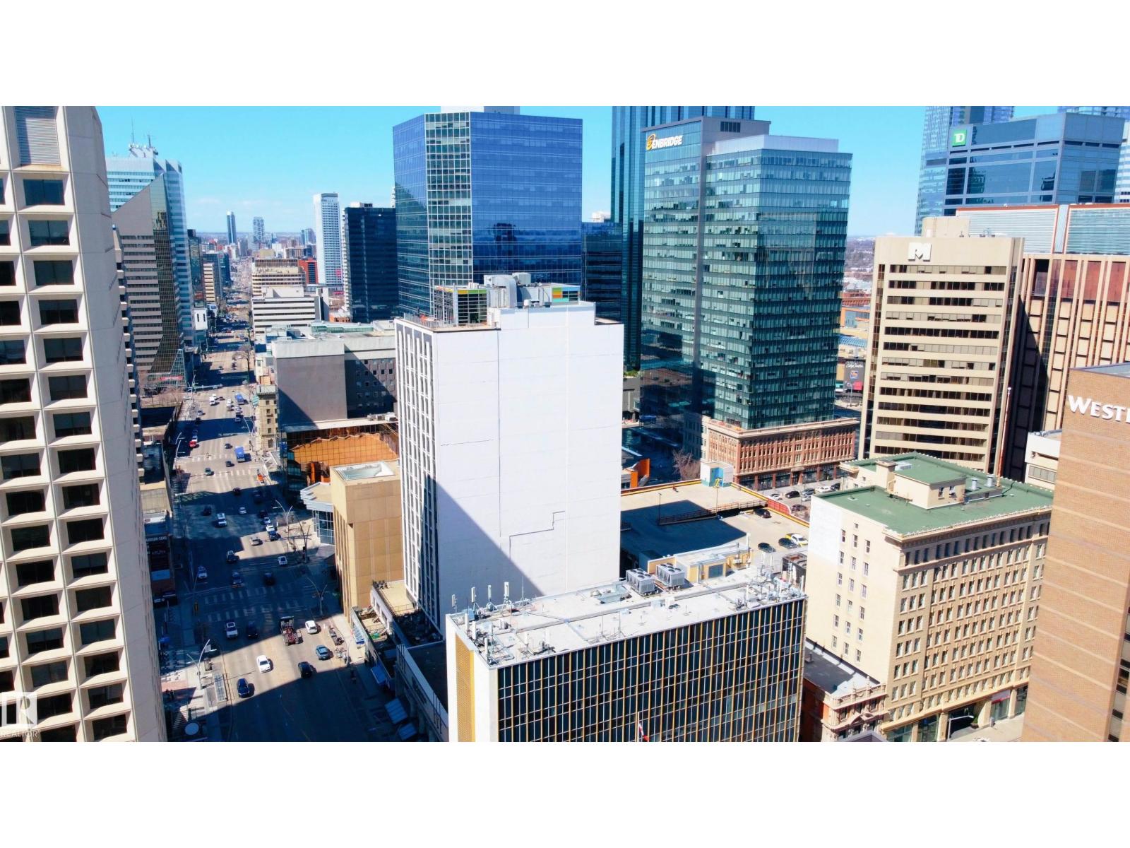 #913 10024 JASPER AV NW - 30