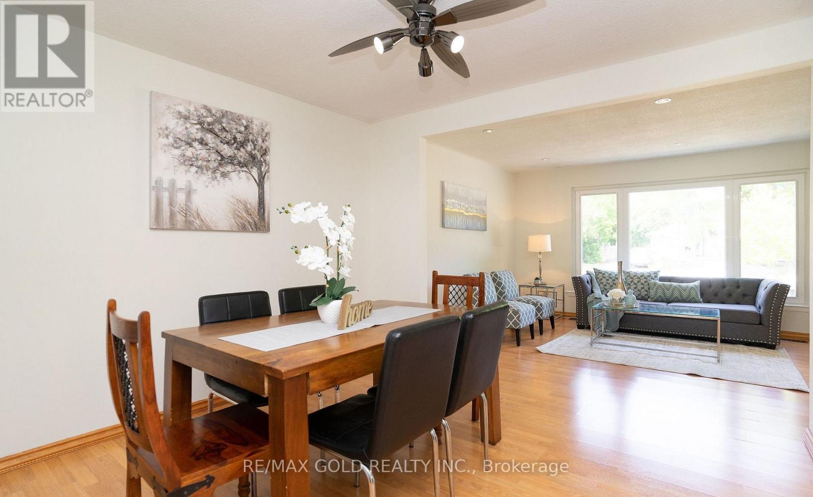 51 DAVENPORT CRESCENT - 12