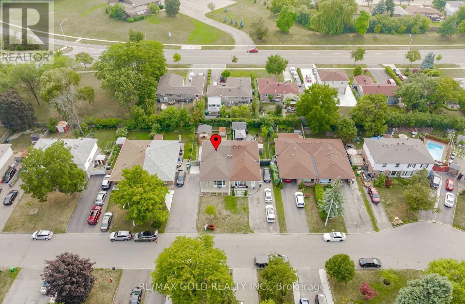 51 DAVENPORT CRESCENT - 41