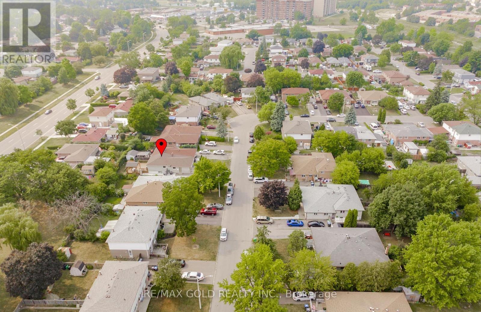 51 DAVENPORT CRESCENT - 43