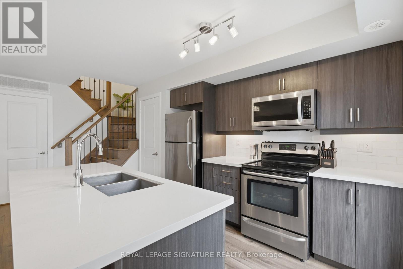 #50 2315 SHEPPARD AVENUE W - 7