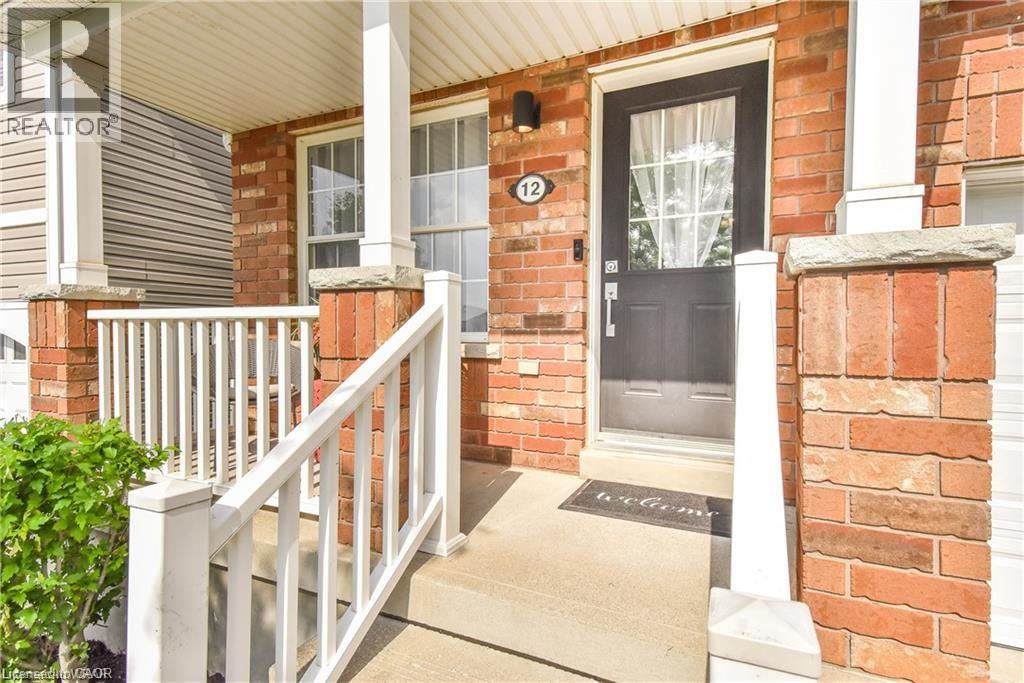 12 GRIFFITHS Avenue, Cambridge, Ontario, N1P1J7 — Photo 2