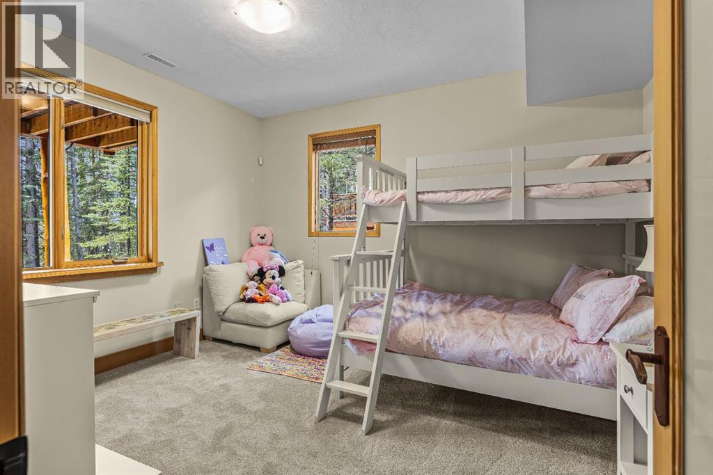 109 Silvertip Ridge — photo 40