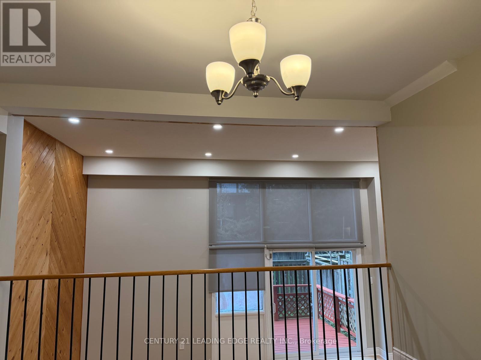 #54 331 TRUDELLE STREET - 33