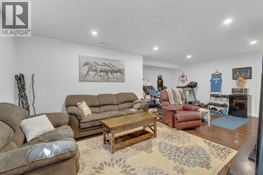 22 Jenner Crescent, Red Deer