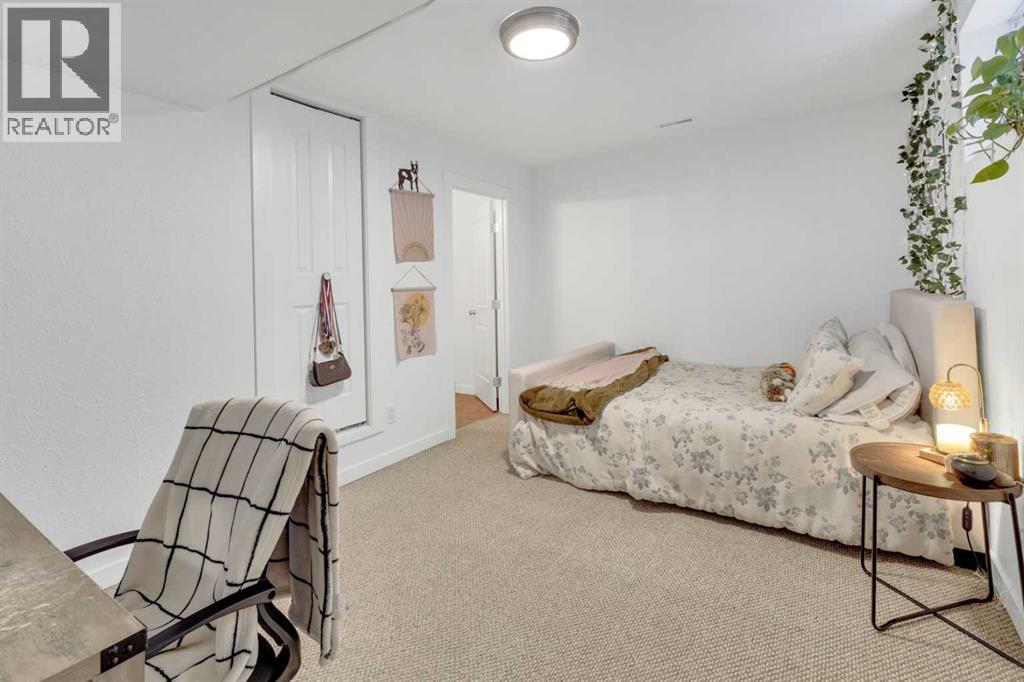 22 Jenner Crescent, Red Deer