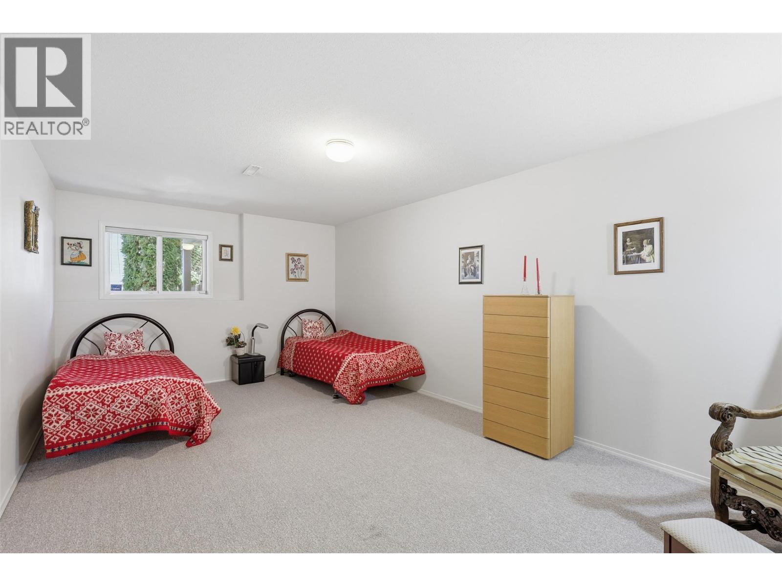 901 Regent Crescent - 34
