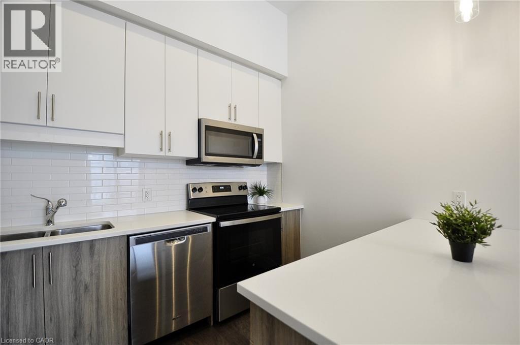 19 GUELPH Avenue Unit# 412, Cambridge, Ontario, N3C1A2 — Photo 10