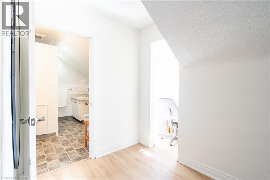 124 HERKIMER Street Unit# 3, Hamilton, Ontario, L8P2H1 — Photo 25