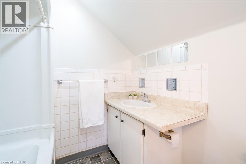 124 HERKIMER Street Unit# 3, Hamilton, Ontario, L8P2H1 — Photo 31
