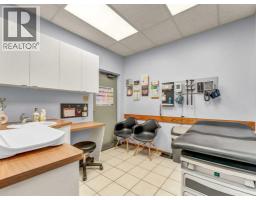 4, 809 Bullivant Crescent Sw, Medicine Hat, AB T1A5G5 Photo 18