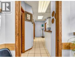 4, 809 Bullivant Crescent Sw, Medicine Hat, AB T1A5G5 Photo 10