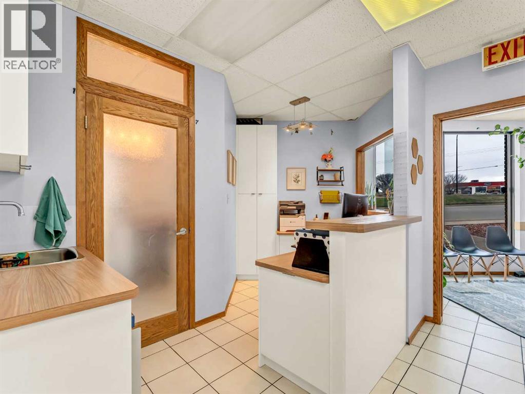 809 Bullivant Crescent Southwest - Photo 11