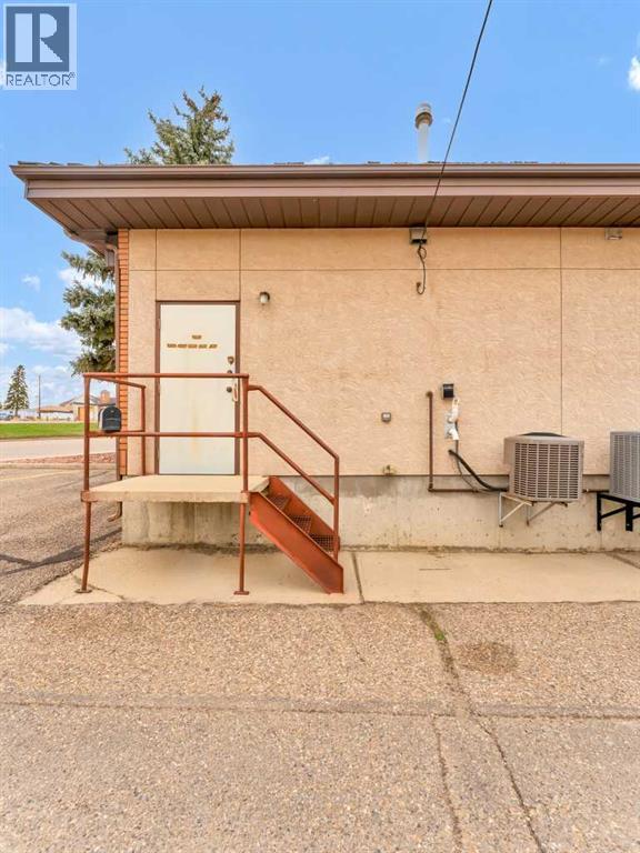 809 Bullivant Crescent Southwest - Photo 24