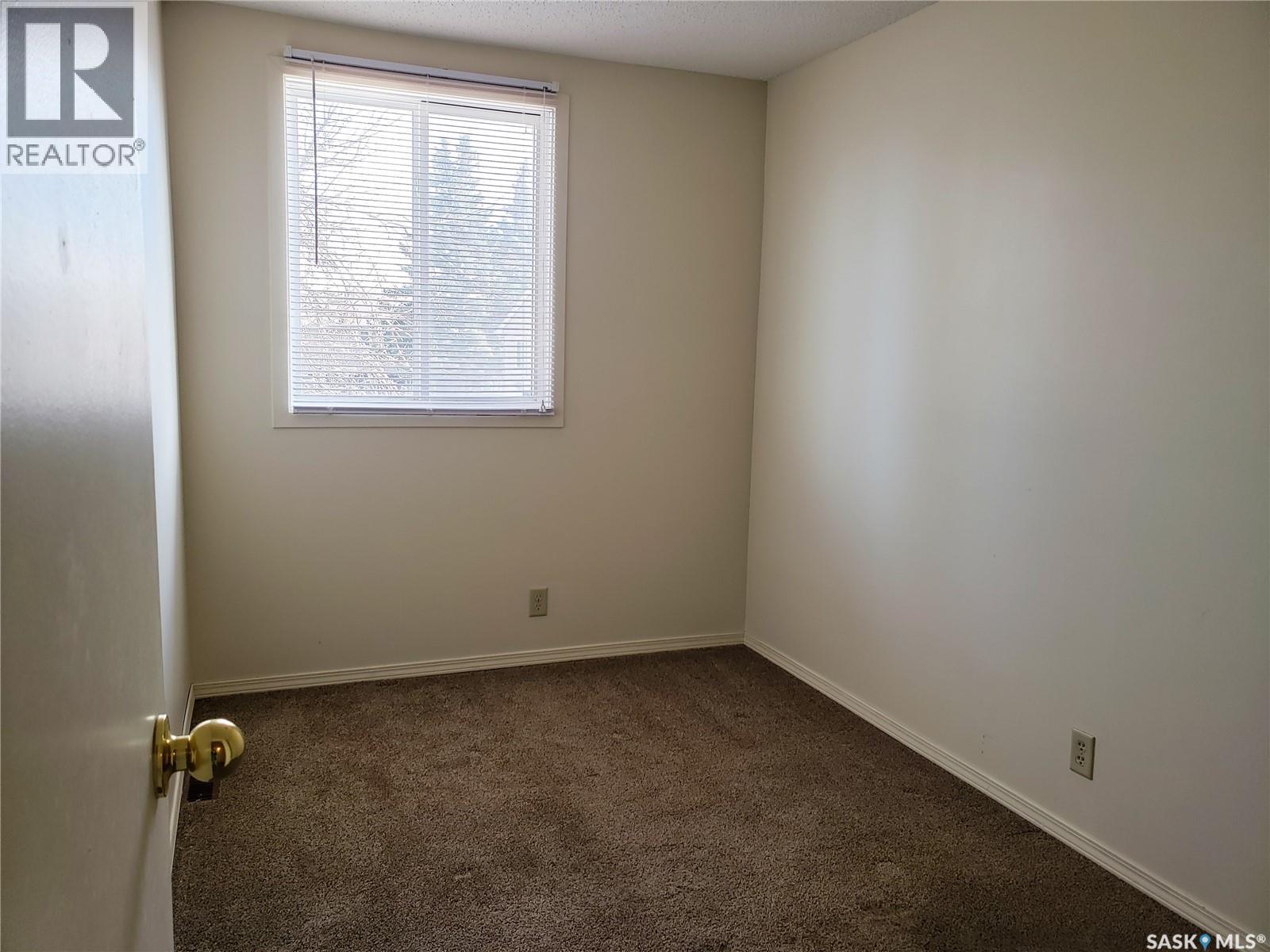 #3906 Castle ROAD - 8
