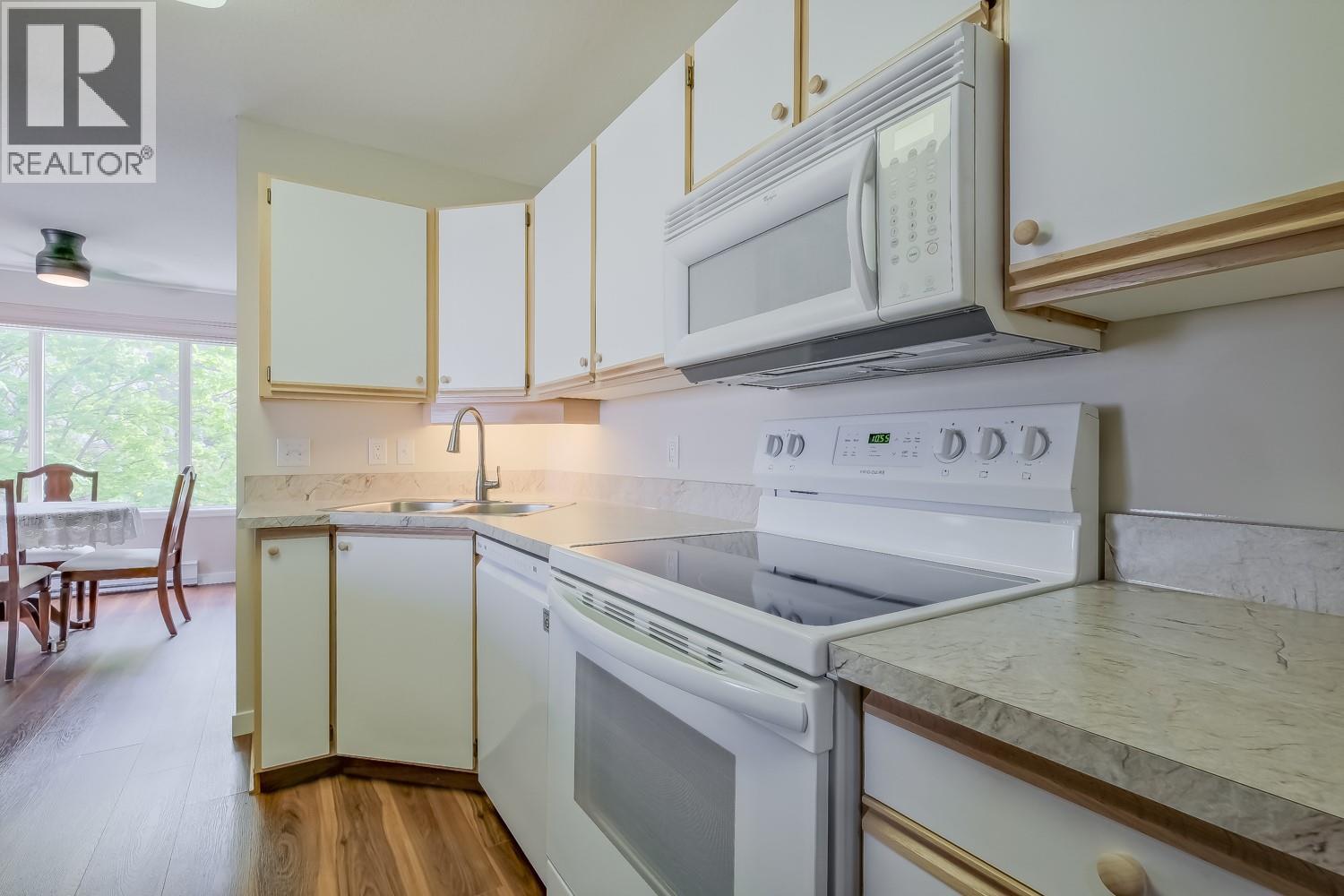 212 180 Hollywood Road, Kelowna