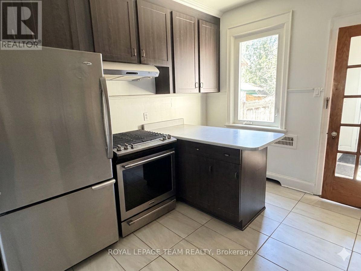 444 PARKDALE AVENUE - 5