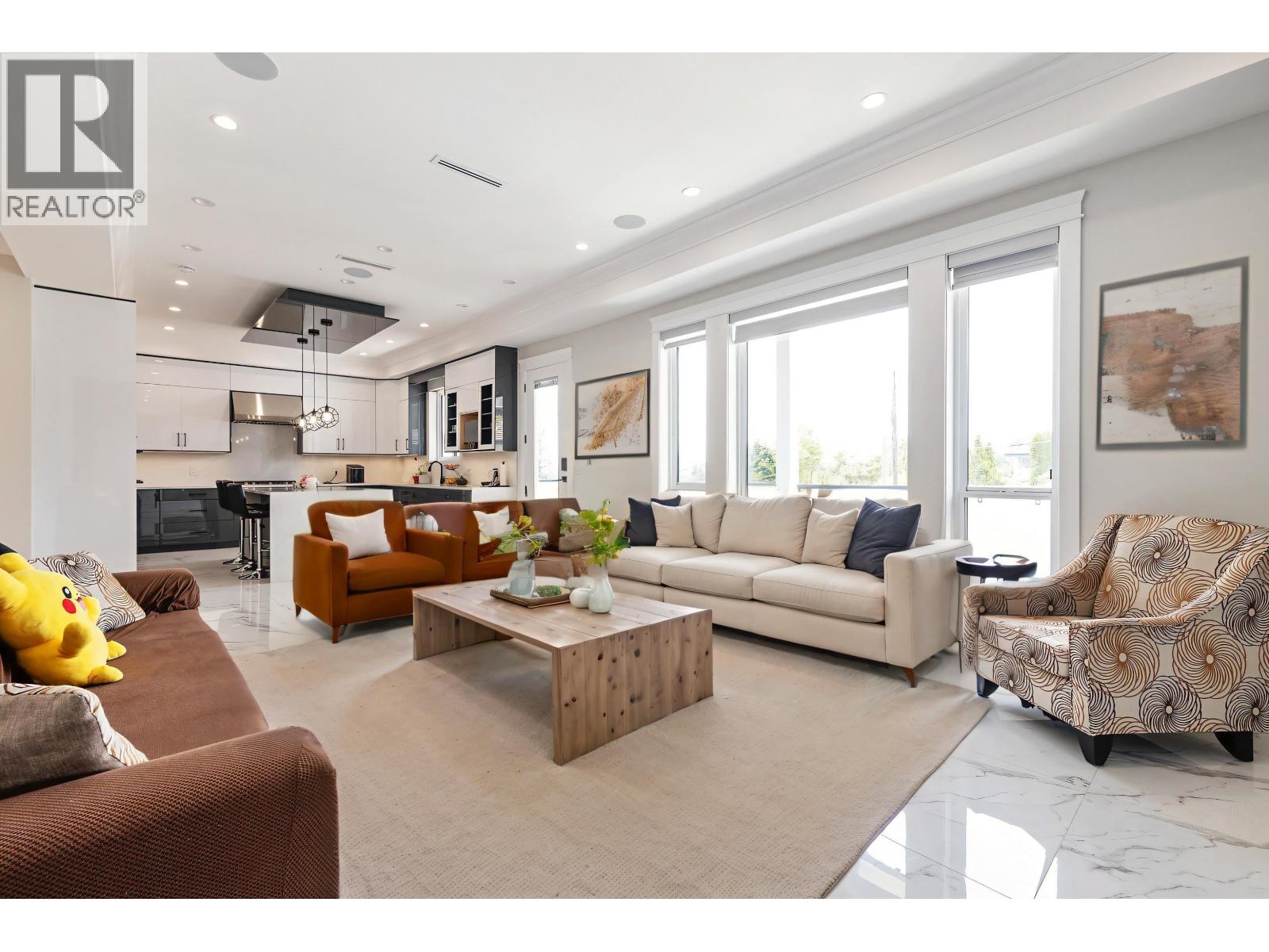 8007 BRADLEY AVENUE, Burnaby