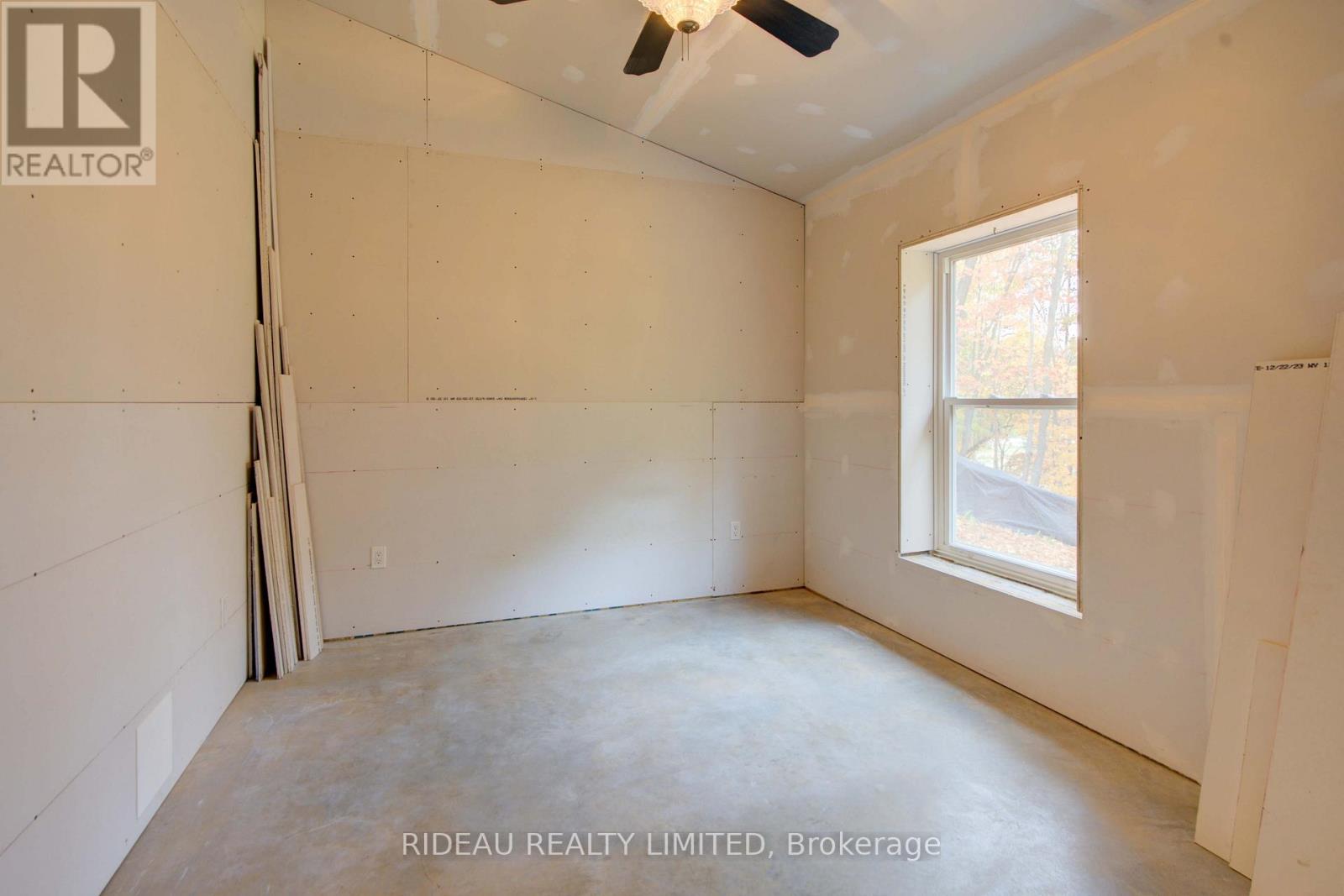 24 BRIAR HILL ROAD - 10