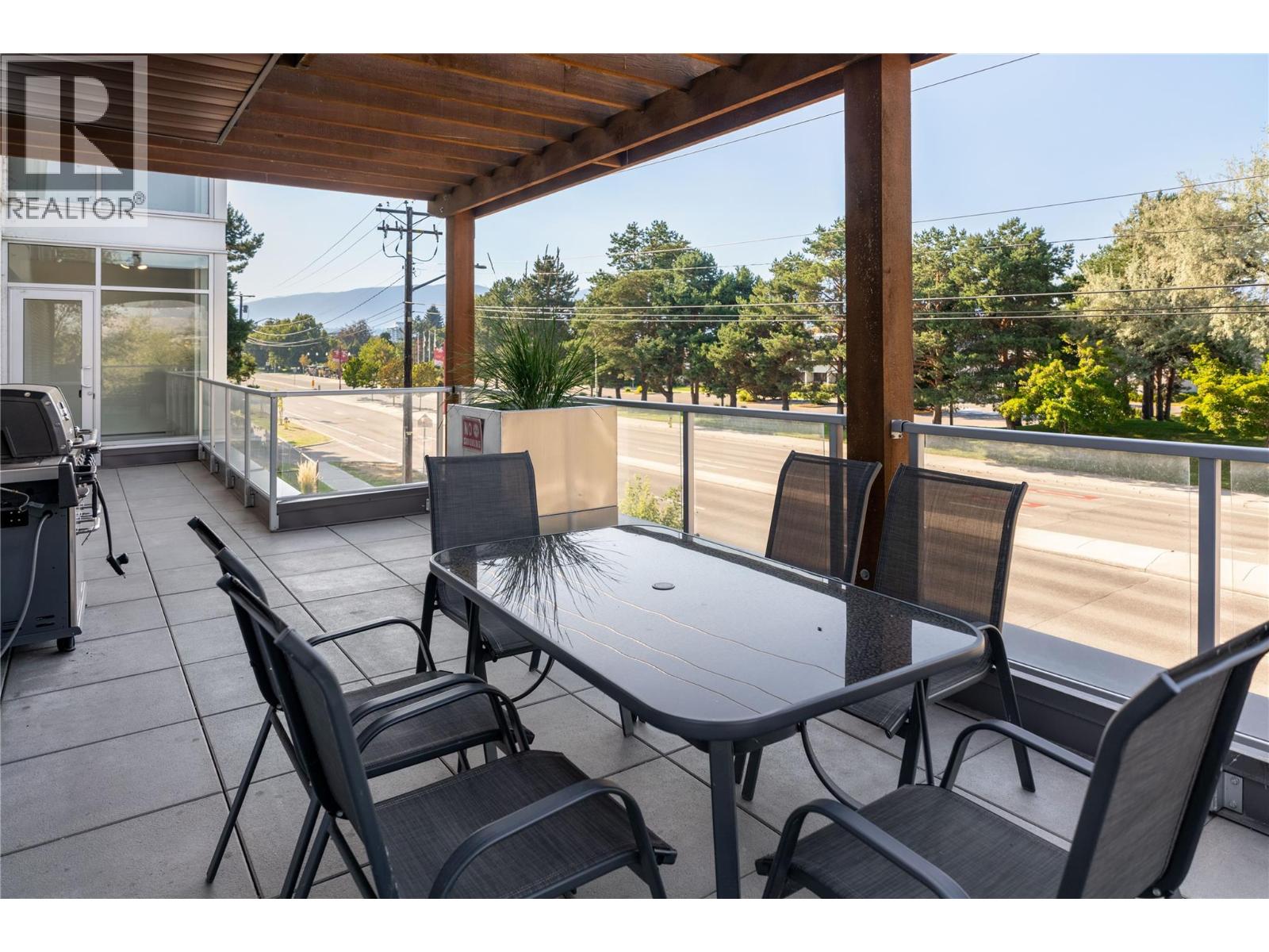 309 1083 KLO Road, Kelowna