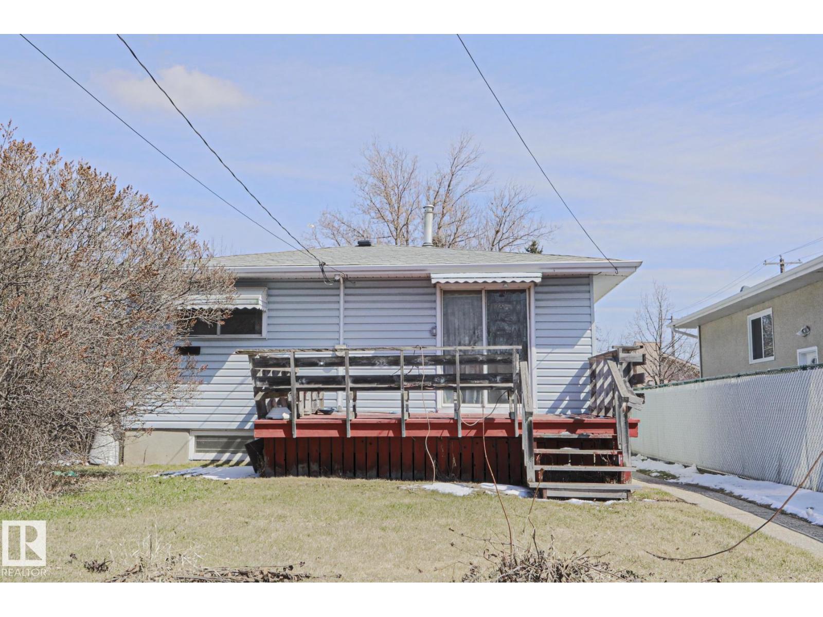 12106 43 ST NW, Edmonton