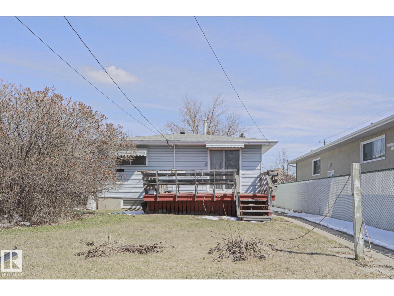 12106 43 ST NW, Edmonton