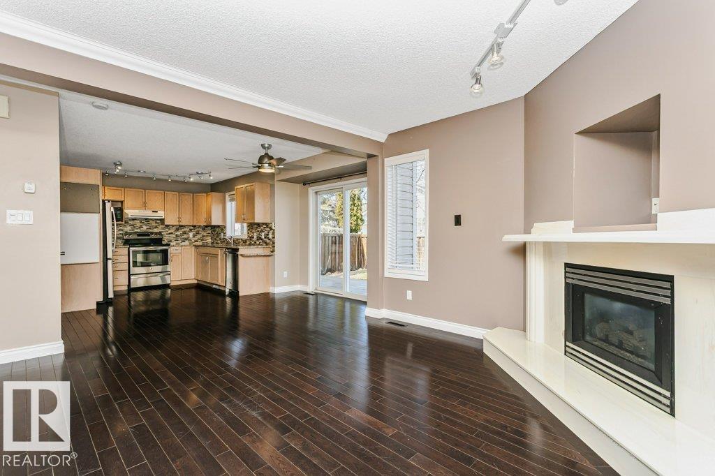 15827 133 ST NW - 15
