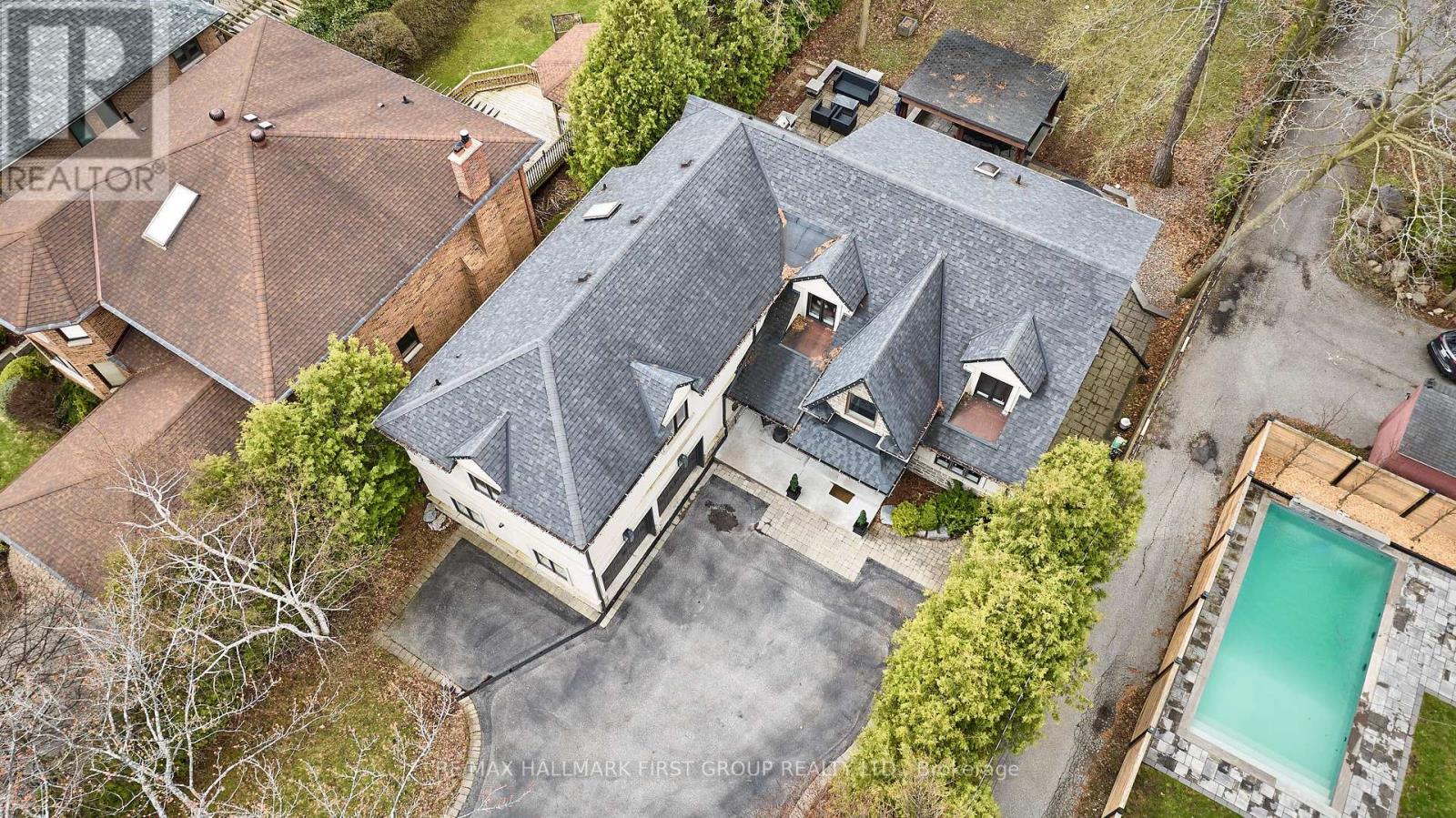 1434 ROUGEMOUNT DRIVE - 42