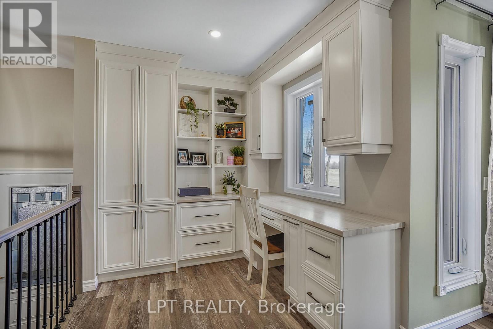 8180 GIBBS ROAD - 17