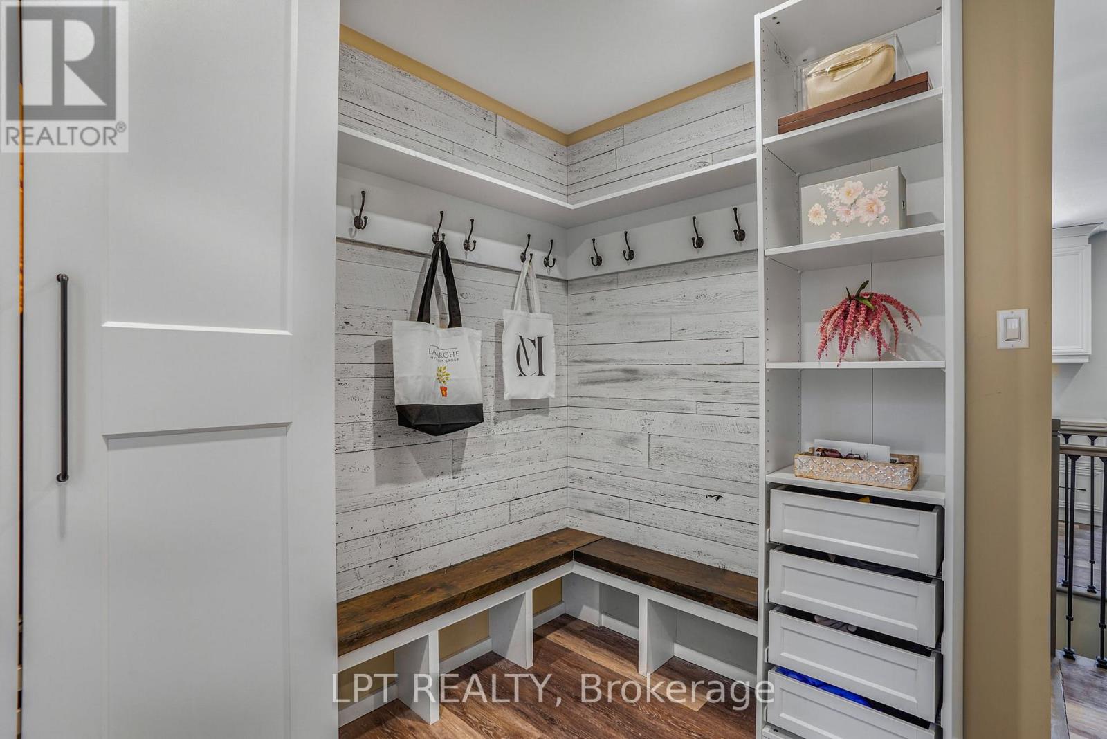 8180 GIBBS ROAD - 18