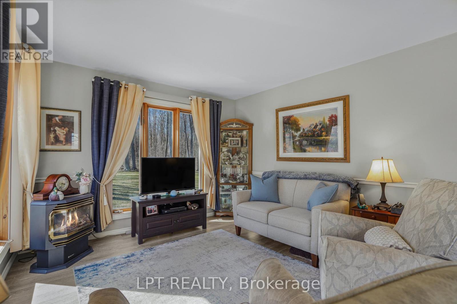 8180 GIBBS ROAD - 37