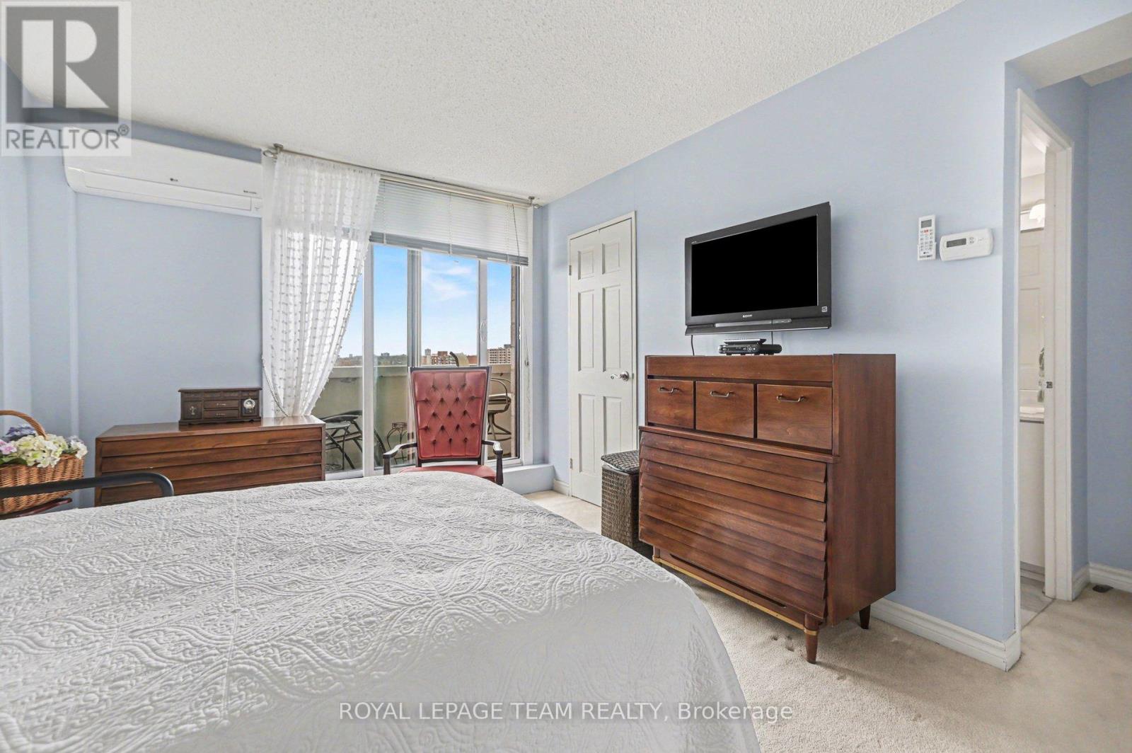 #1101 2625 REGINA STREET - 17