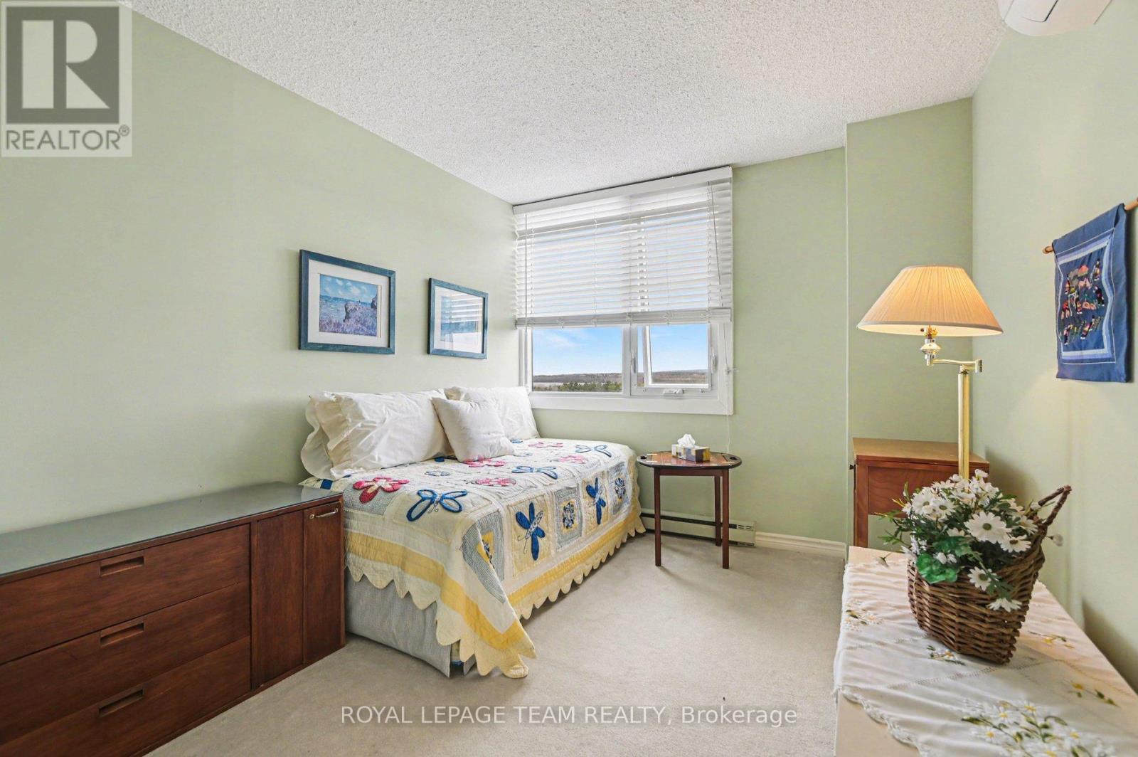 #1101 2625 REGINA STREET - 18
